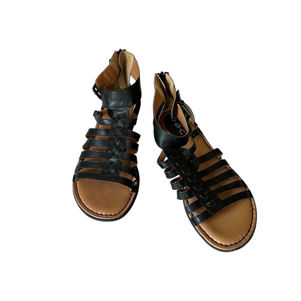 B.O.C. Black and Tan Gladiator Sandals: Y2K, Modern